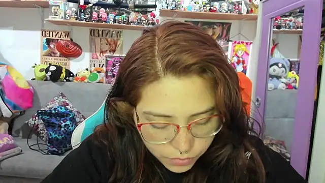 soficammy online show from October 1, 9:31 pm